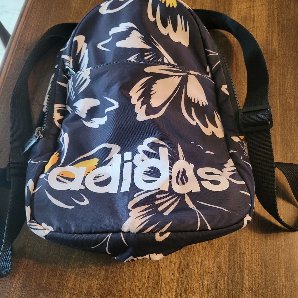 Adidas Butterfly Print Backpack - Black and Yellow